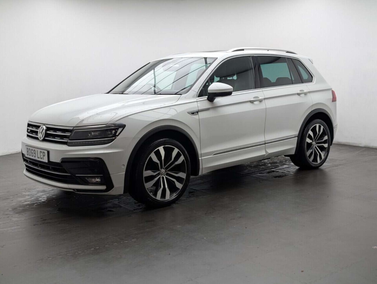 Used Volkswagen Tiguan 2019 for sale - 77714258: Photo 4