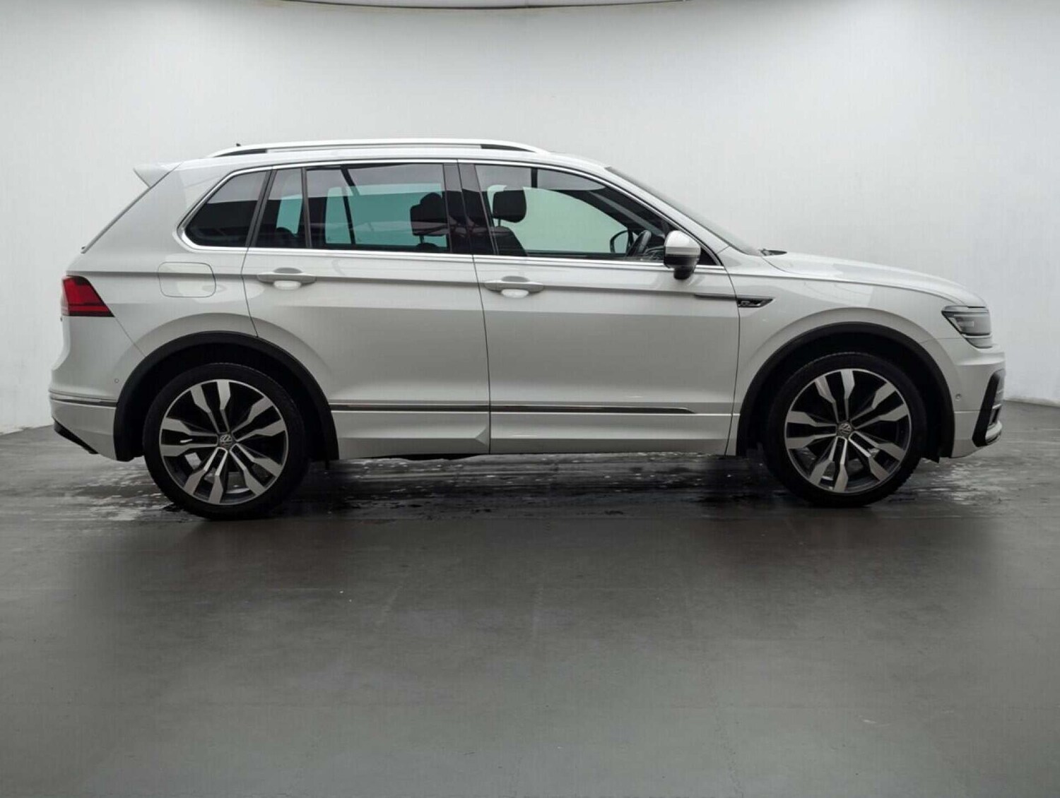 Used Volkswagen Tiguan 2019 for sale - 77714258: Photo 9