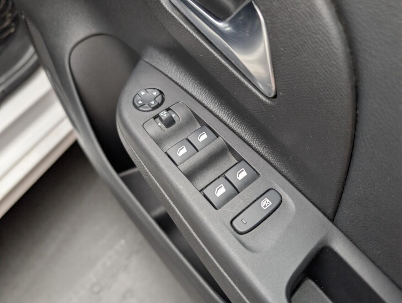 Used Vauxhall Corsa Electric 2021 for sale - 76613384: Photo 21