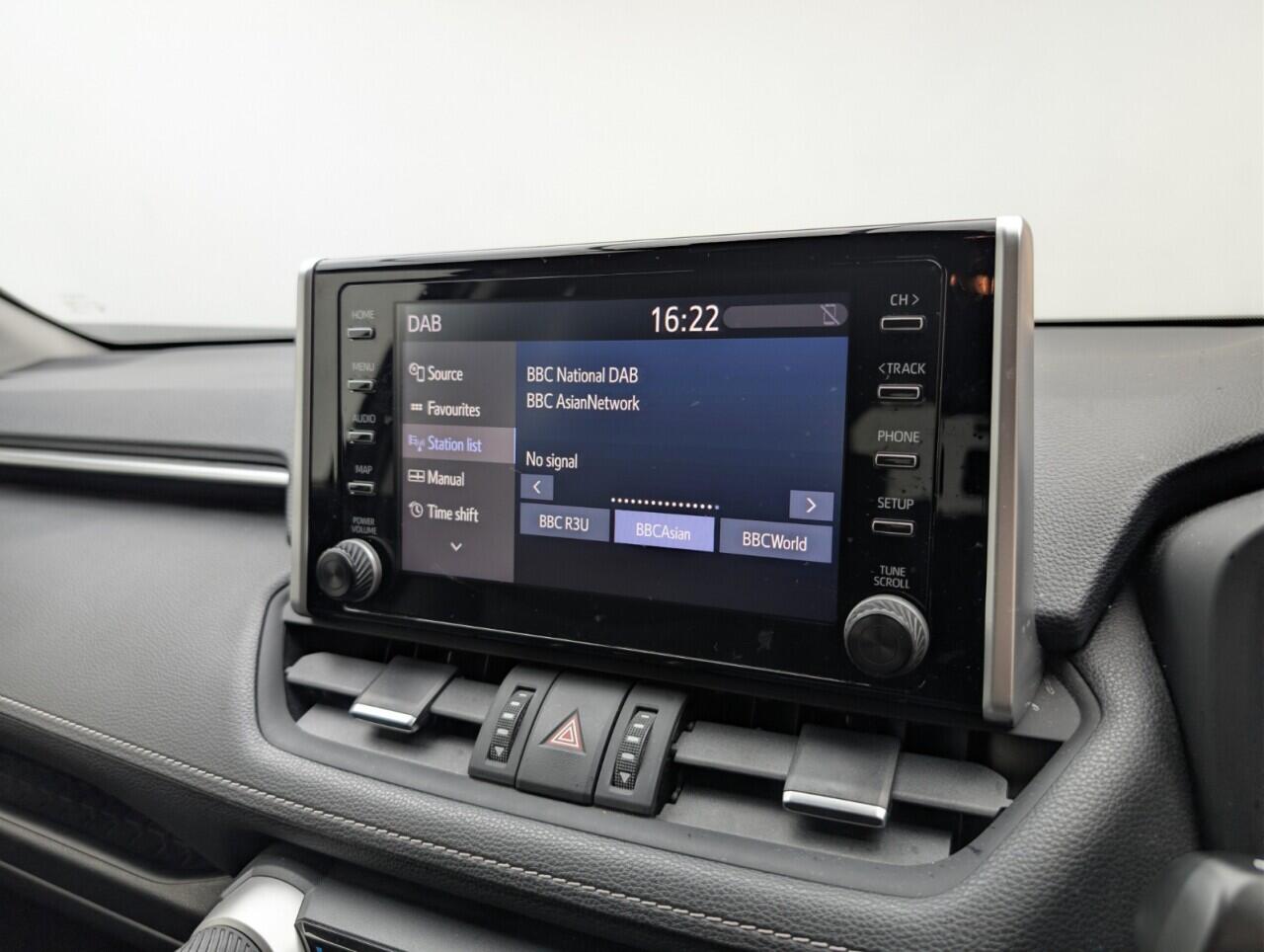 Used Toyota RAV4 2021 for sale - 76472352: Photo 13