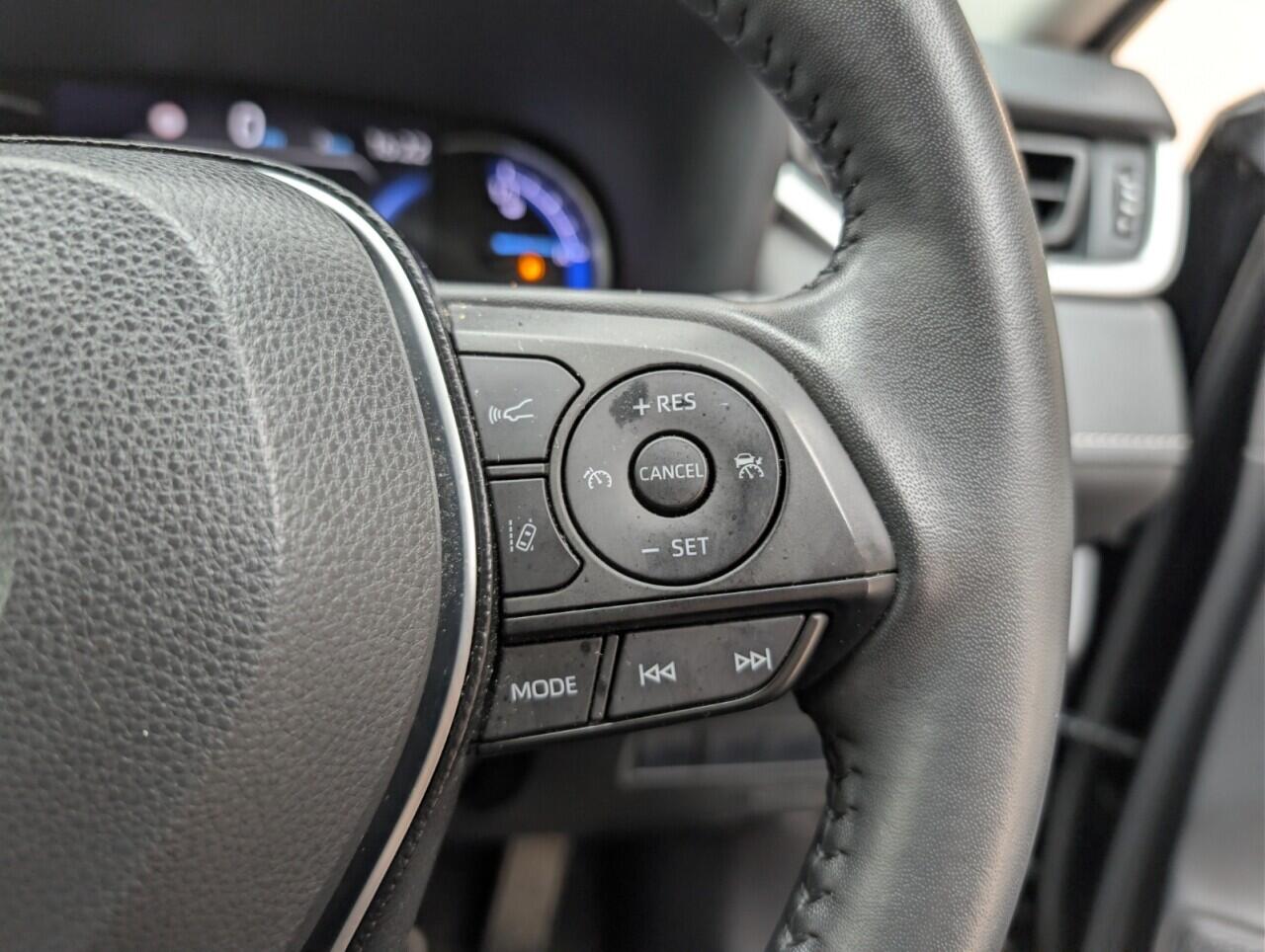 Used Toyota RAV4 2021 for sale - 76472352: Photo 20