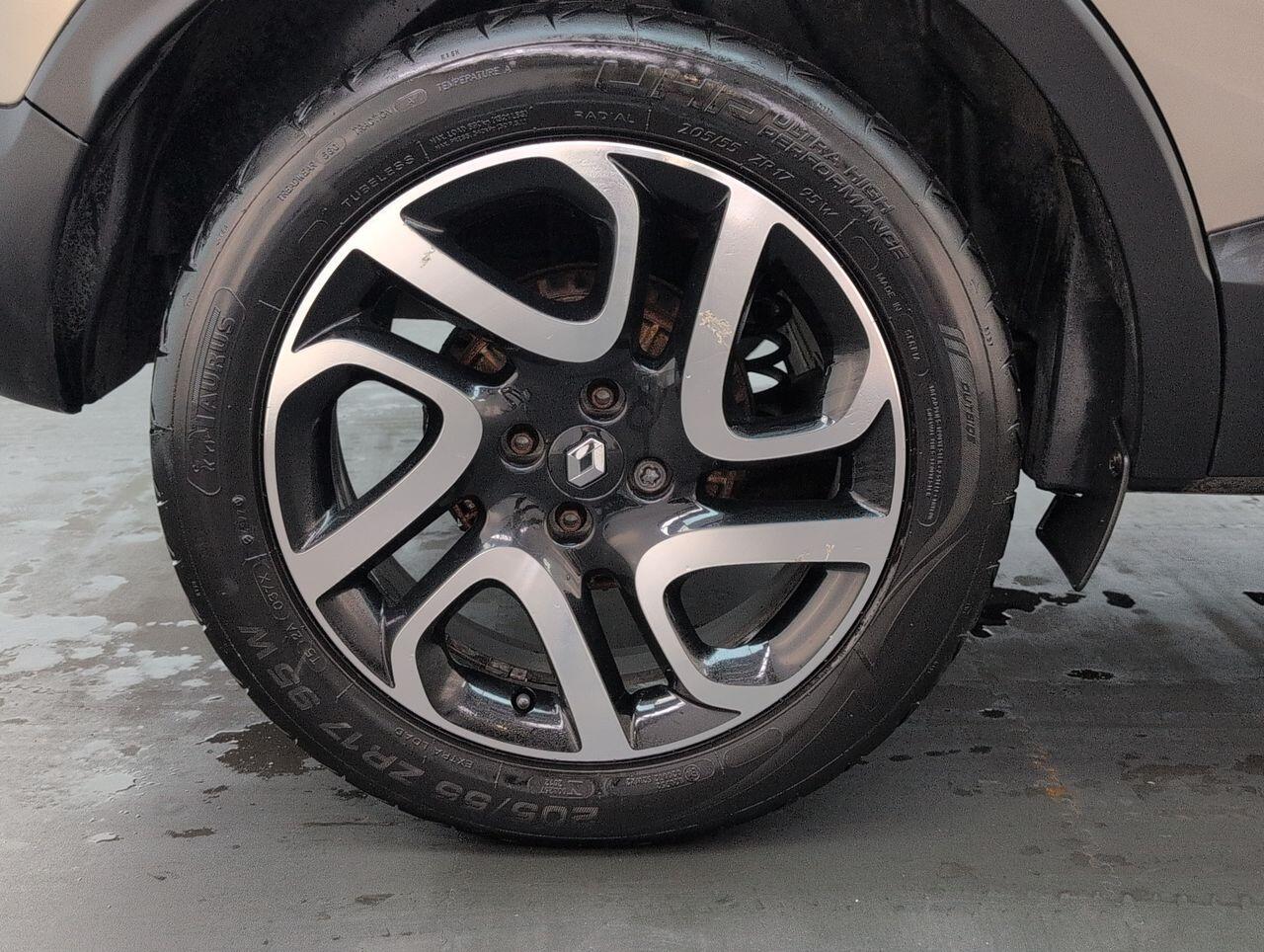 Used Renault Captur for sale - 77625570: Photo 10