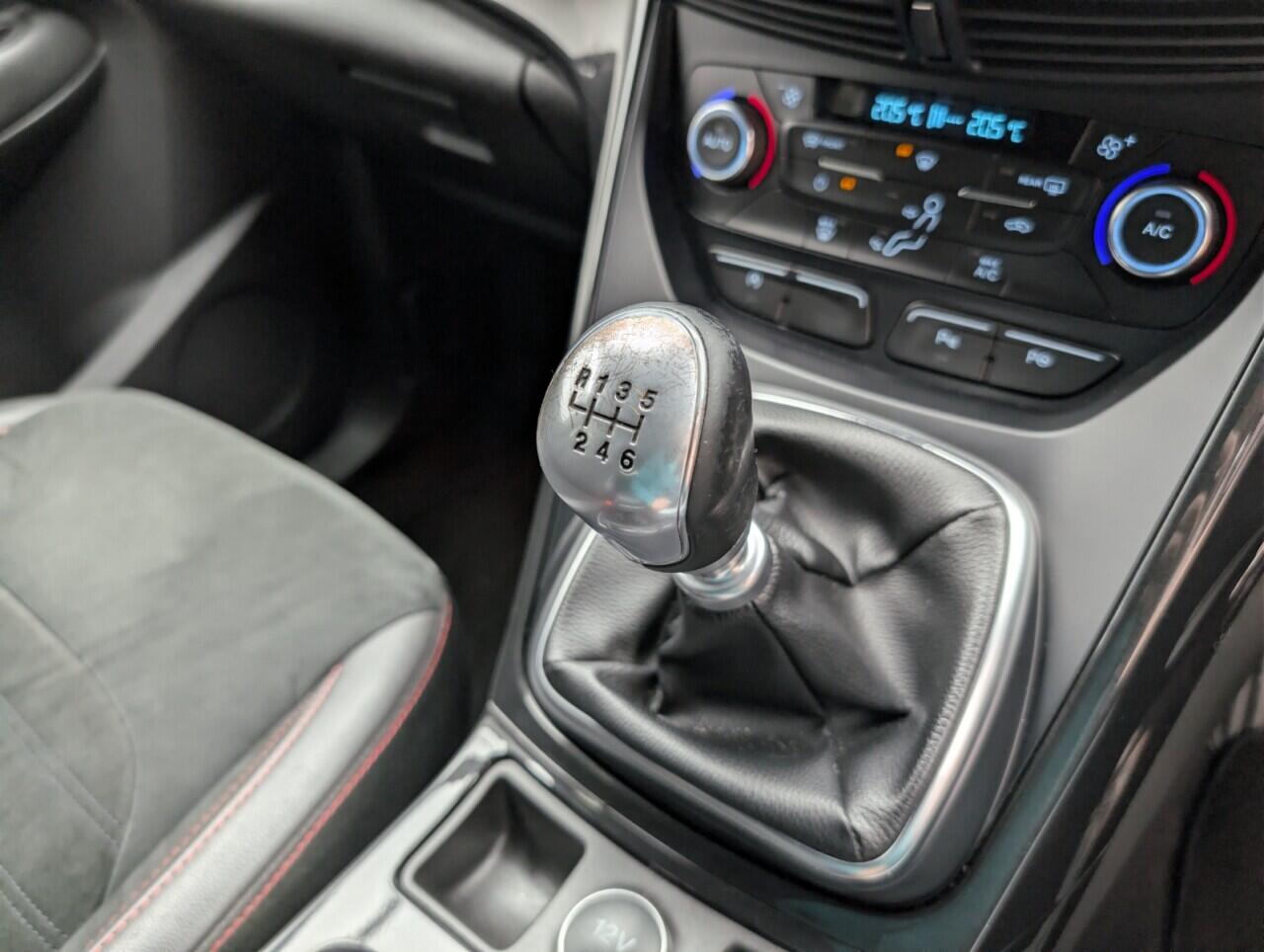 Used Ford Kuga 2018 for sale - 76658989: Photo 17