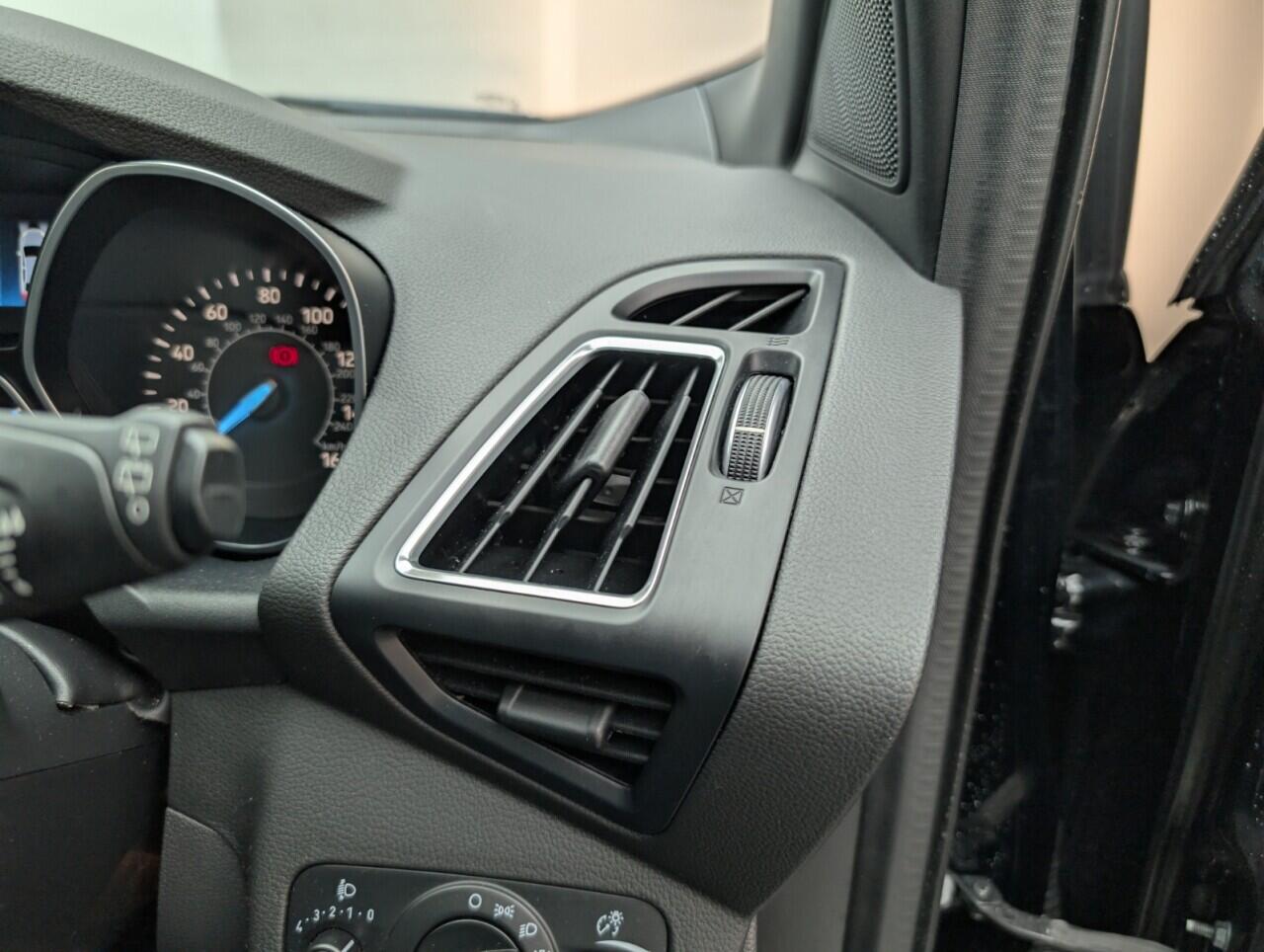 Used Ford Kuga 2018 for sale - 76658989: Photo 21