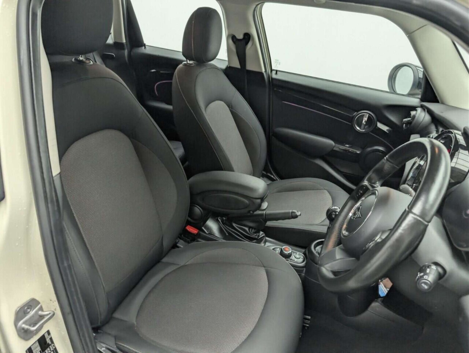 Used MINI Hatch 2021 for sale - 77714076: Photo 12