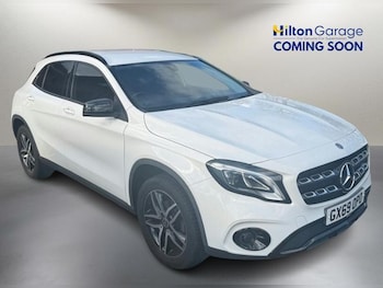 Mercedes-Benz - GLA