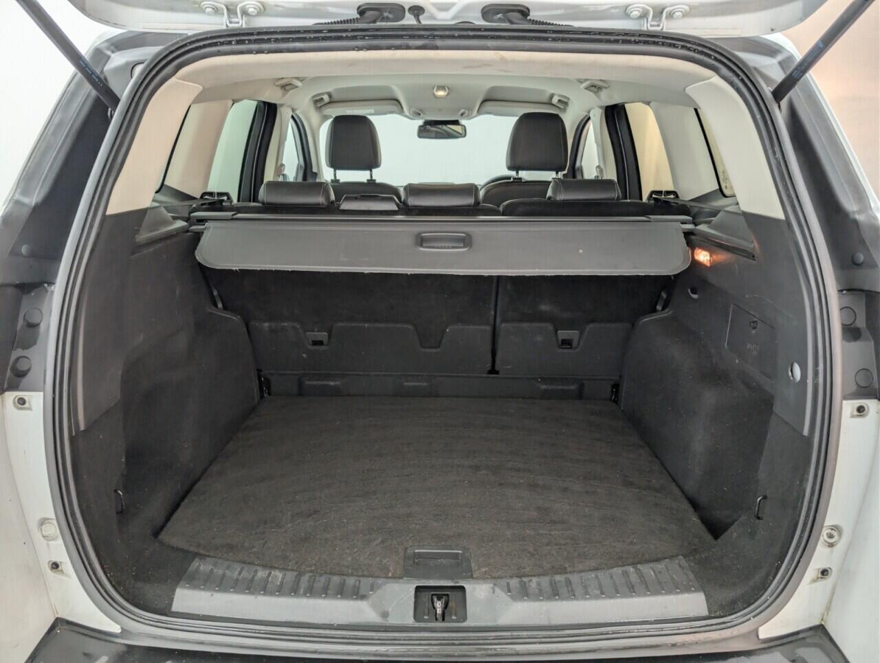 Used Ford Kuga 2016 for sale - 76608308: Photo 25