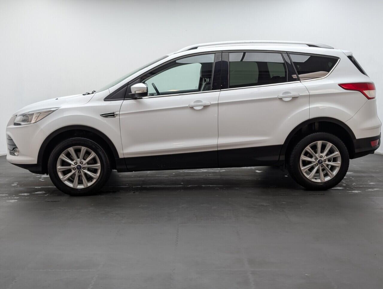 Used Ford Kuga 2016 for sale - 76608308: Photo 5