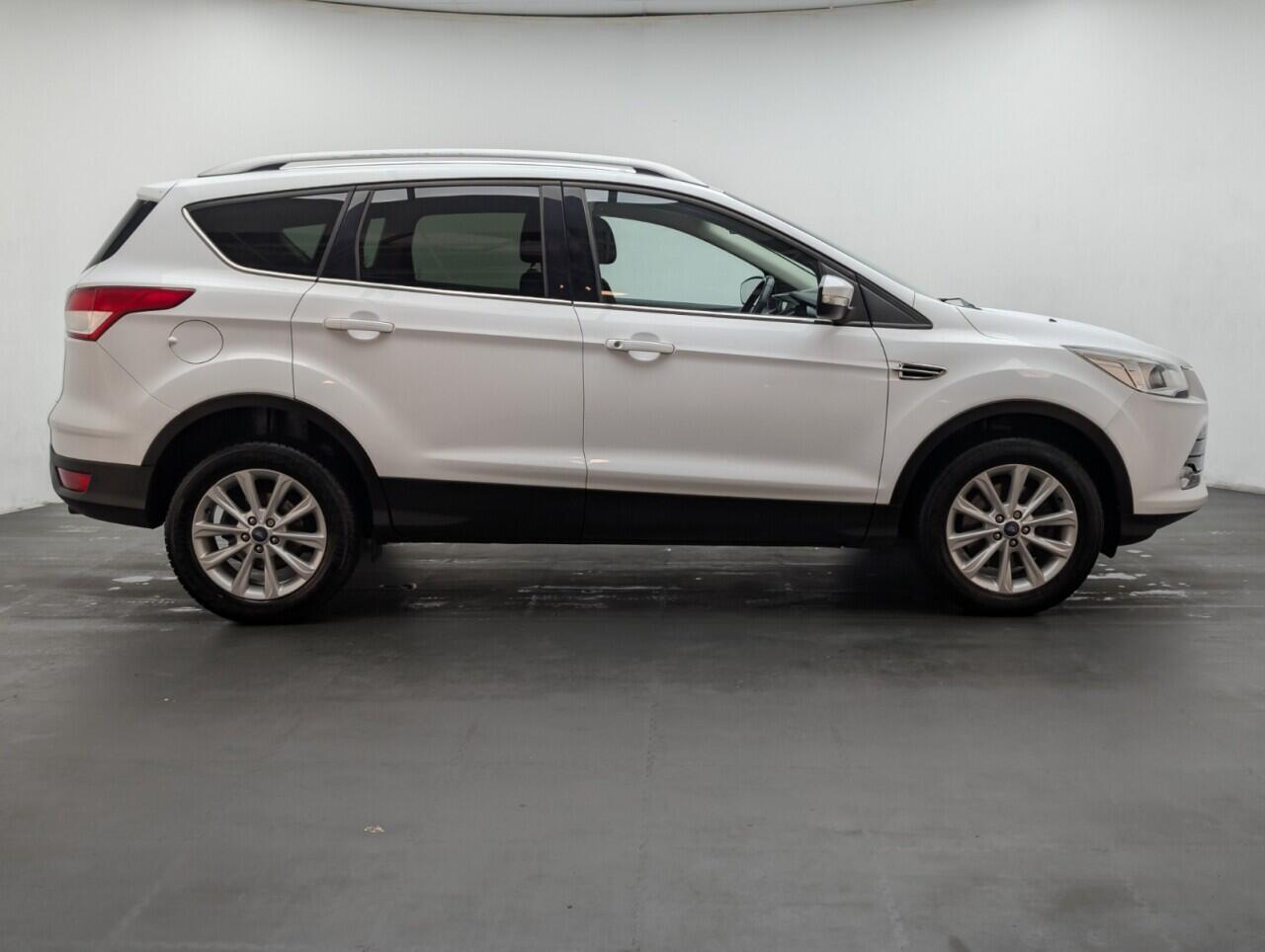 Used Ford Kuga 2016 for sale - 76608308: Photo 9