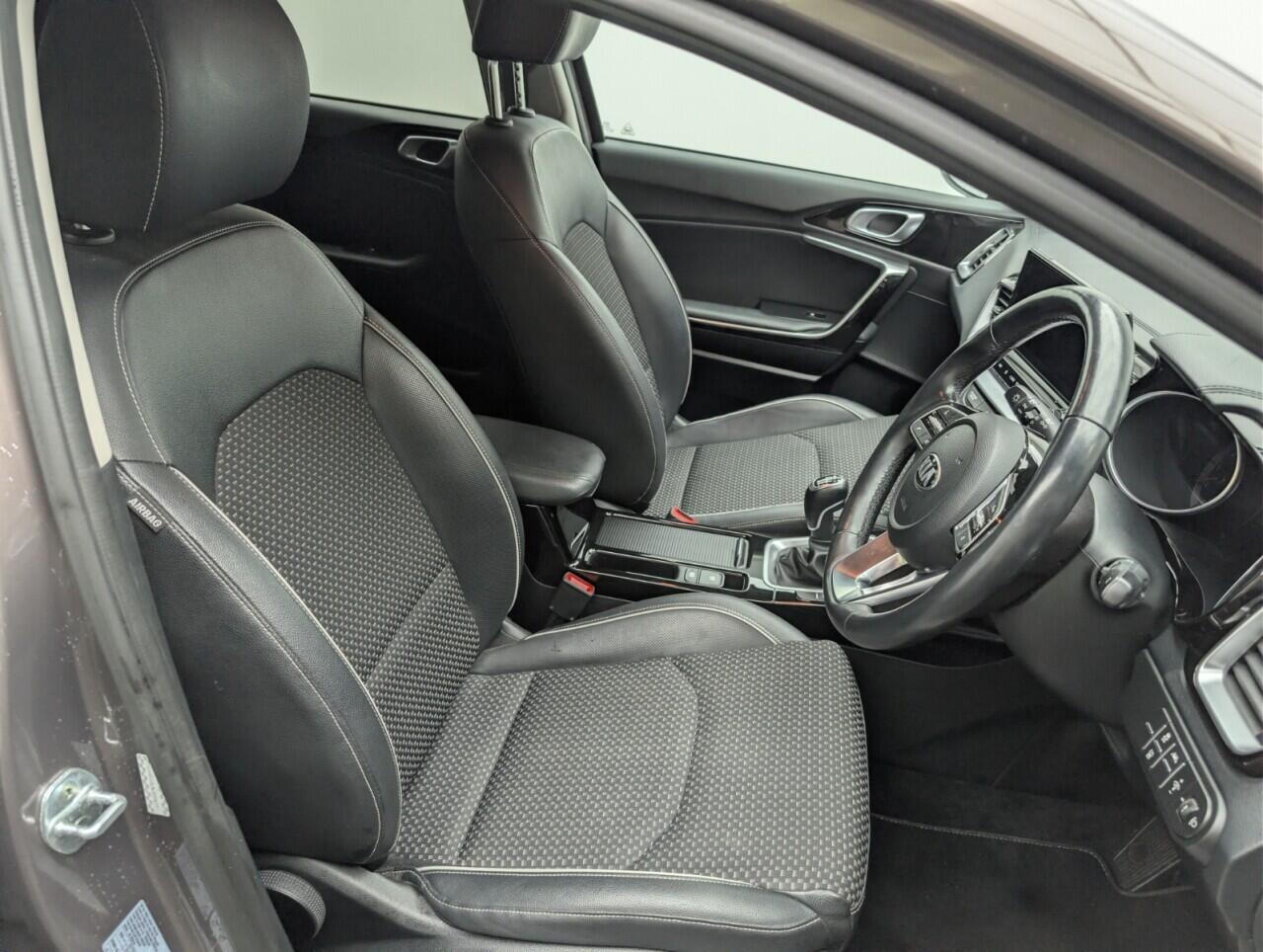 Used Kia XCeed 2021 for sale - 77109435: Photo 12