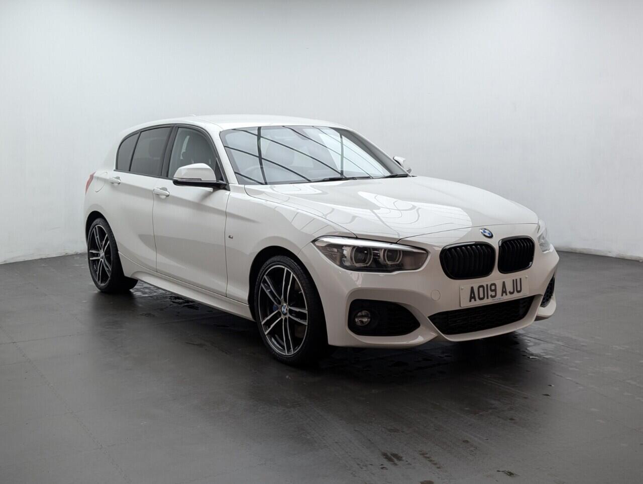 Used BMW 1 Series 2019 for sale - 76432496: Photo 2