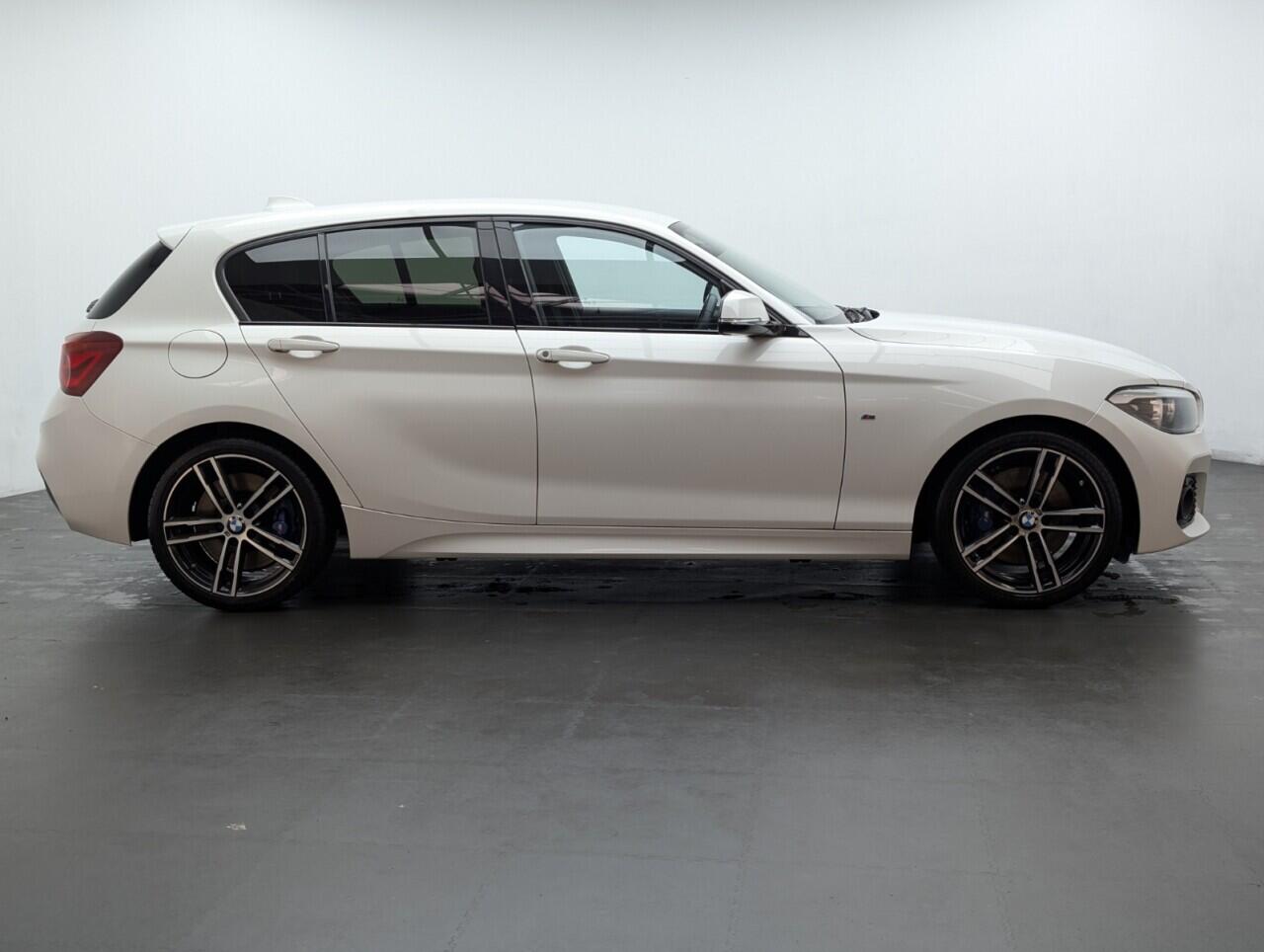 Used BMW 1 Series 2019 for sale - 76432496: Photo 9