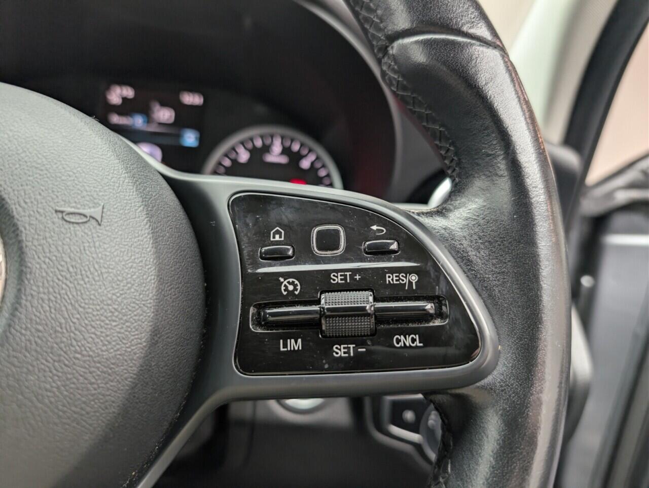 Used Mercedes-Benz C Class 2020 for sale - 76656977: Photo 20