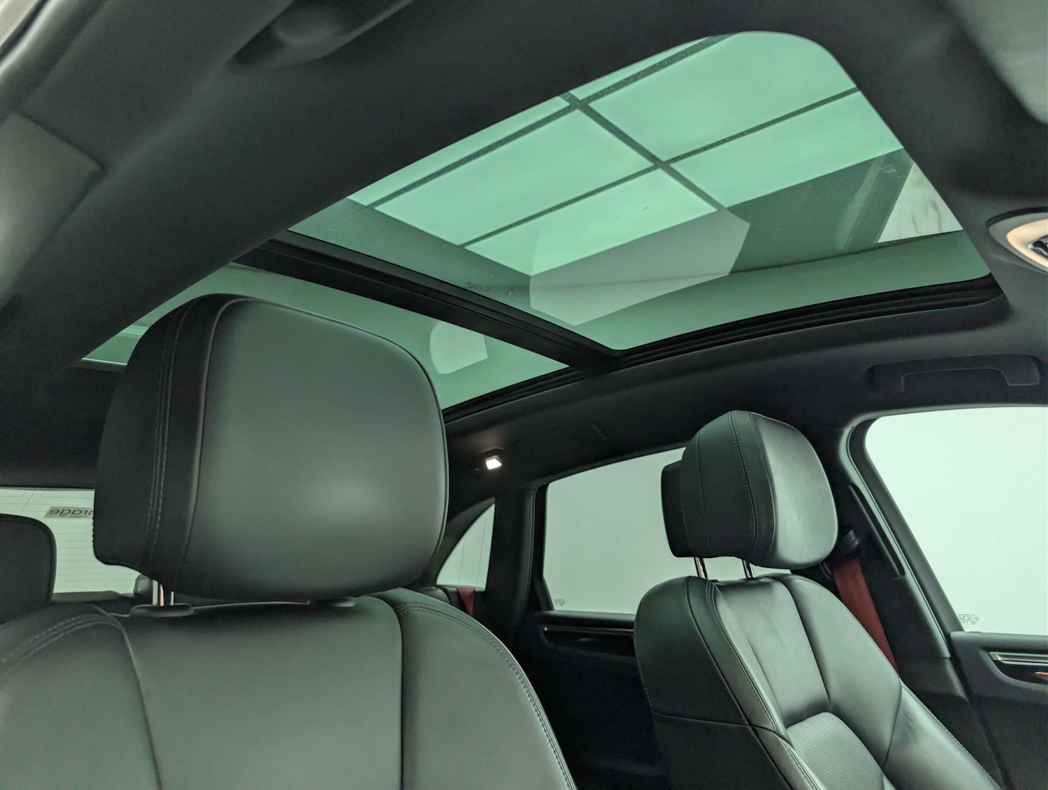 Used Porsche Macan 2015 for sale - 78032037: Photo 39