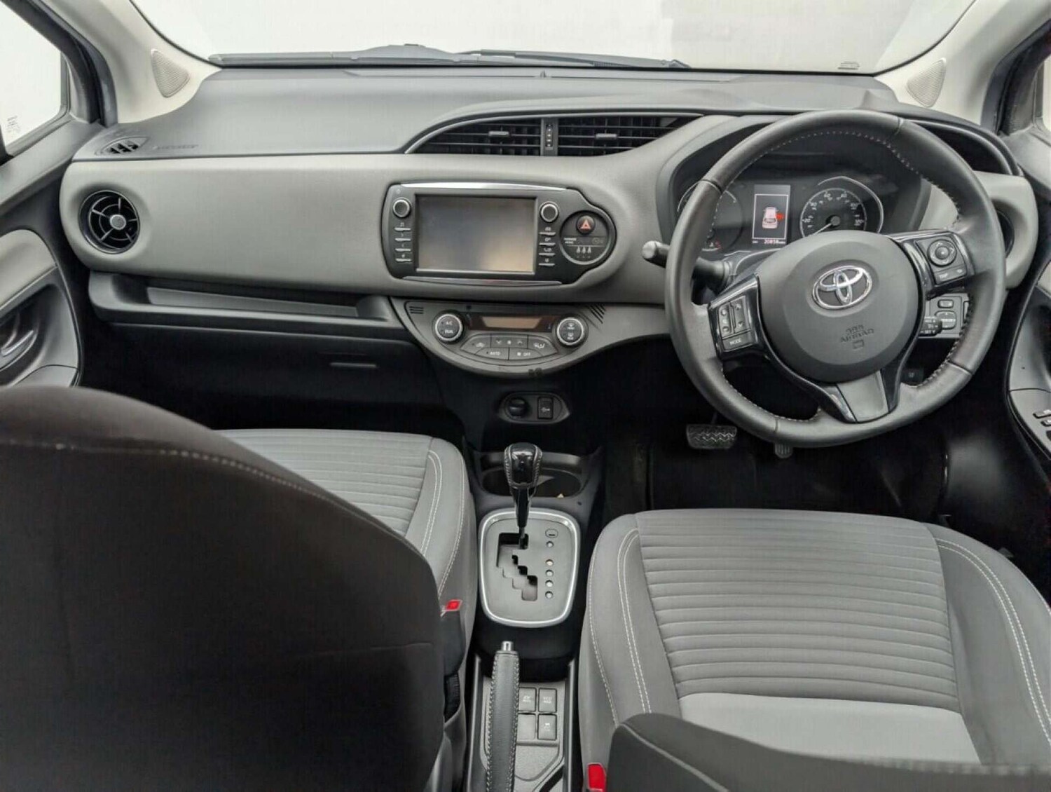 Used Toyota Yaris 2020 for sale - 77713417: Photo 21