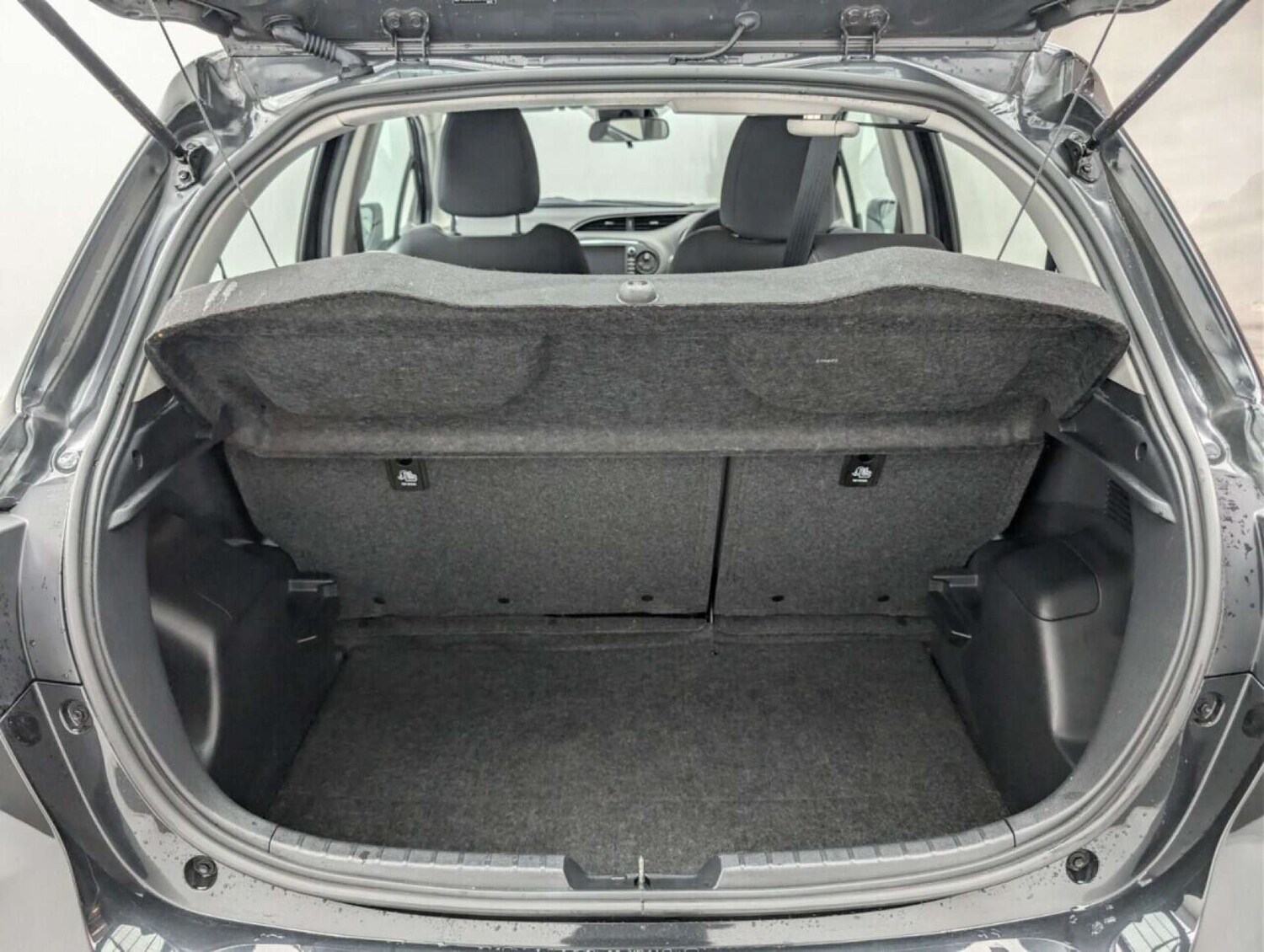 Used Toyota Yaris 2020 for sale - 77713417: Photo 23