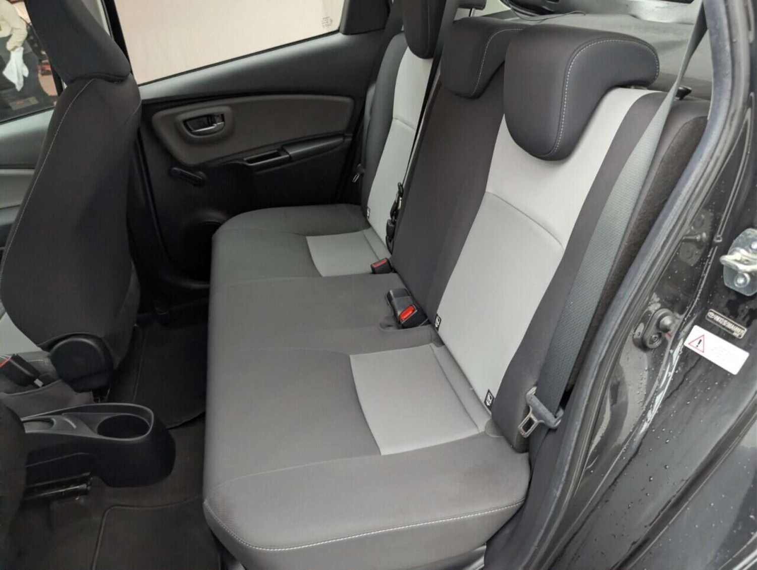 Used Toyota Yaris 2020 for sale - 77713417: Photo 24