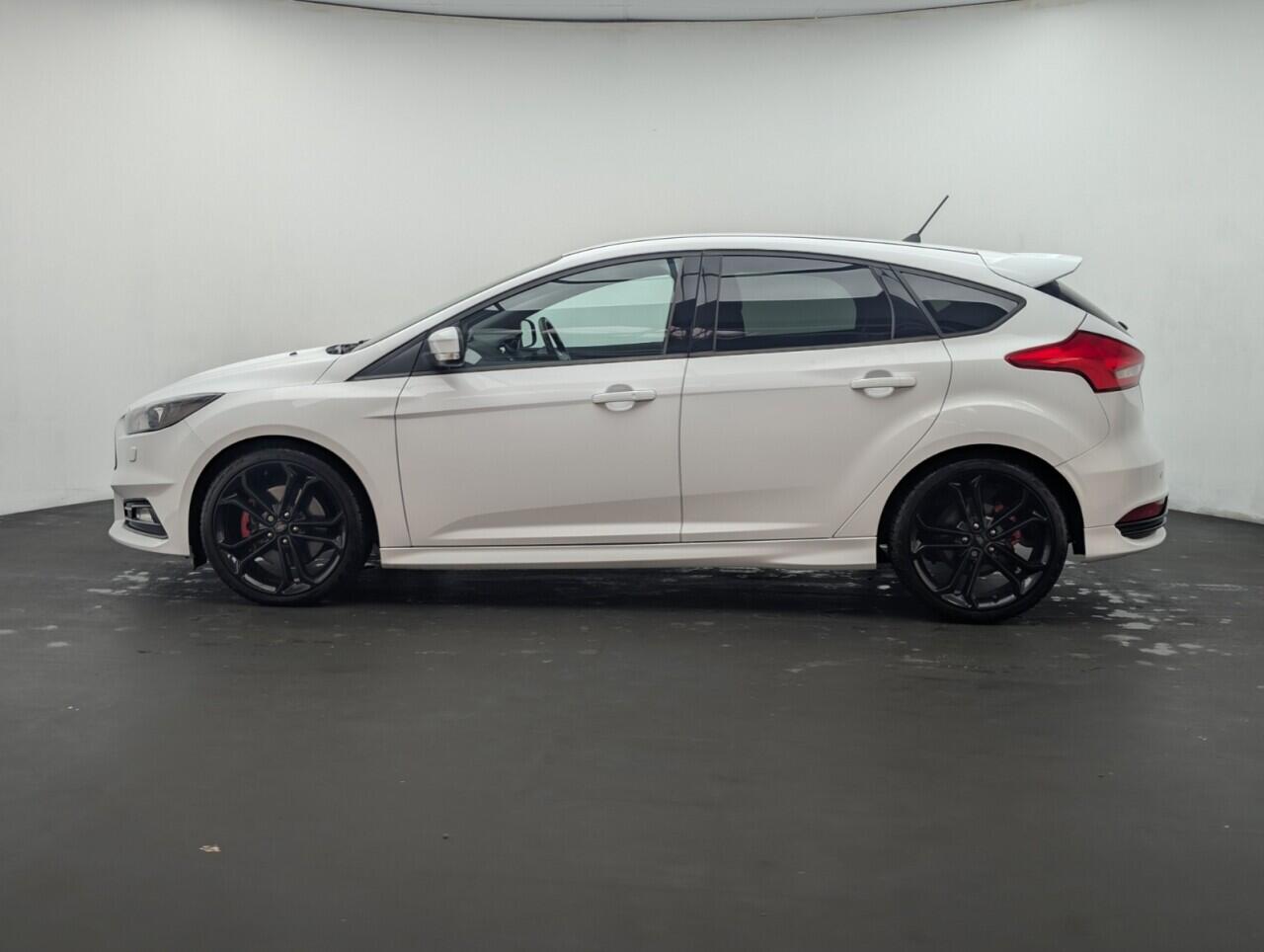 Used Ford Focus 2018 for sale - 76424084: Photo 5