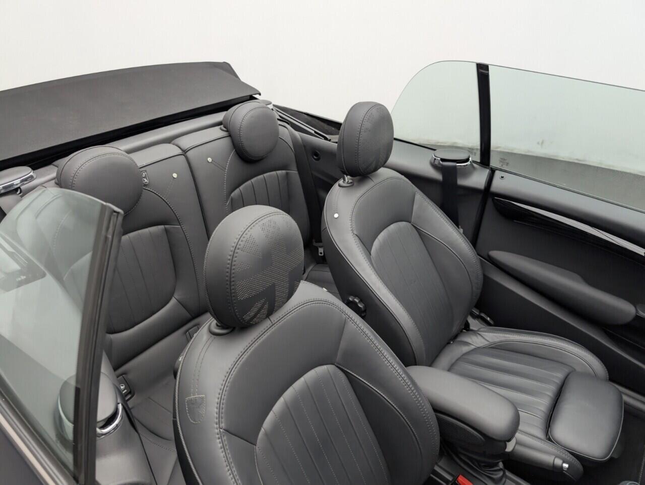 Used MINI Convertible 2021 for sale - 76424791: Photo 23