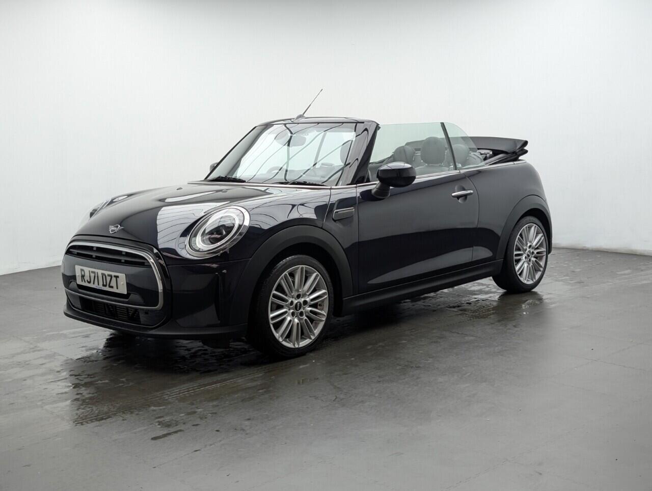 Used MINI Convertible 2021 for sale - 76424791: Photo 4