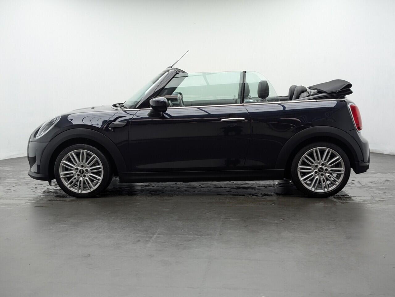 Used MINI Convertible 2021 for sale - 76424791: Photo 5