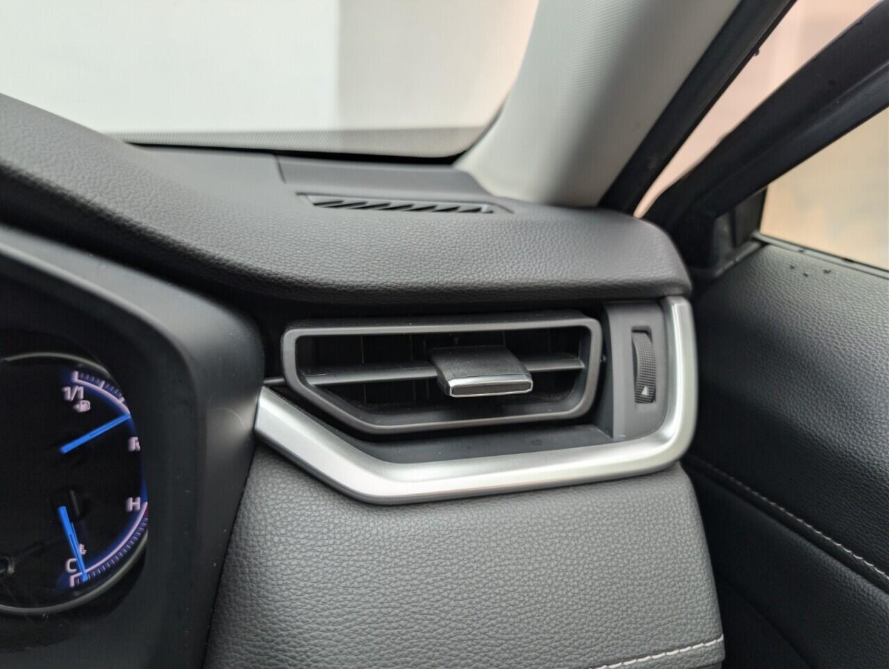 Used Toyota RAV4 2022 for sale - 76998966: Photo 21