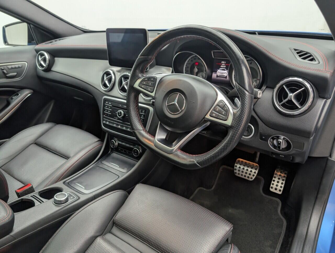 Used Mercedes-Benz A-Class 2016 for sale - 76425102: Photo 11