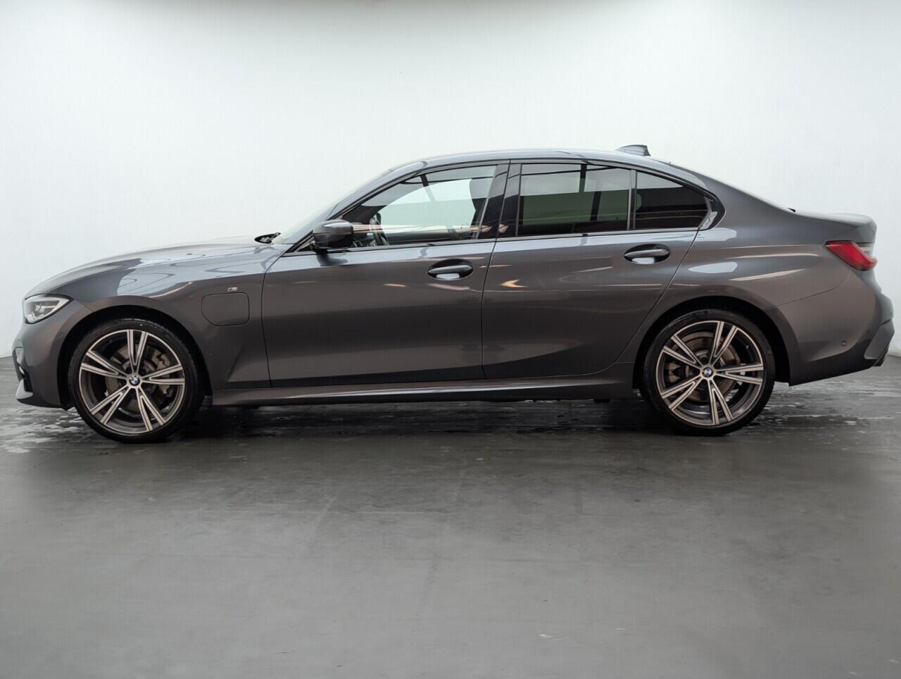 Used BMW 3 Series for sale - 76727969: Photo 5