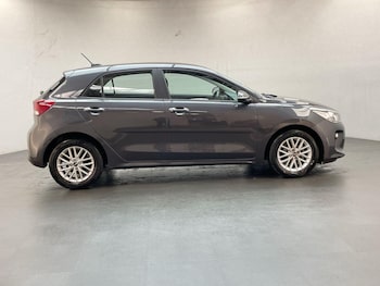 Used Kia Rio 2019 for sale - 76801141: Photo