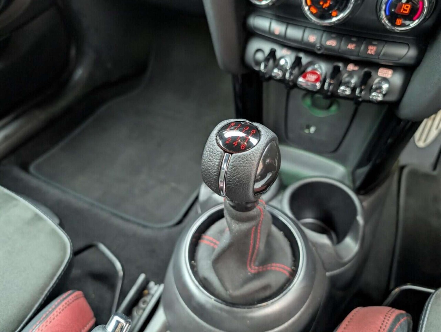 Used MINI Hatch 2018 for sale - 77714568: Photo 16