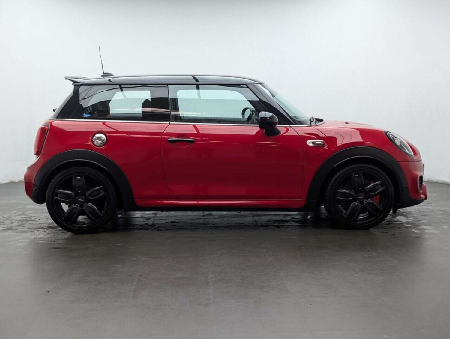 Used MINI Hatch 2018 for sale - 77714568: Photo 9