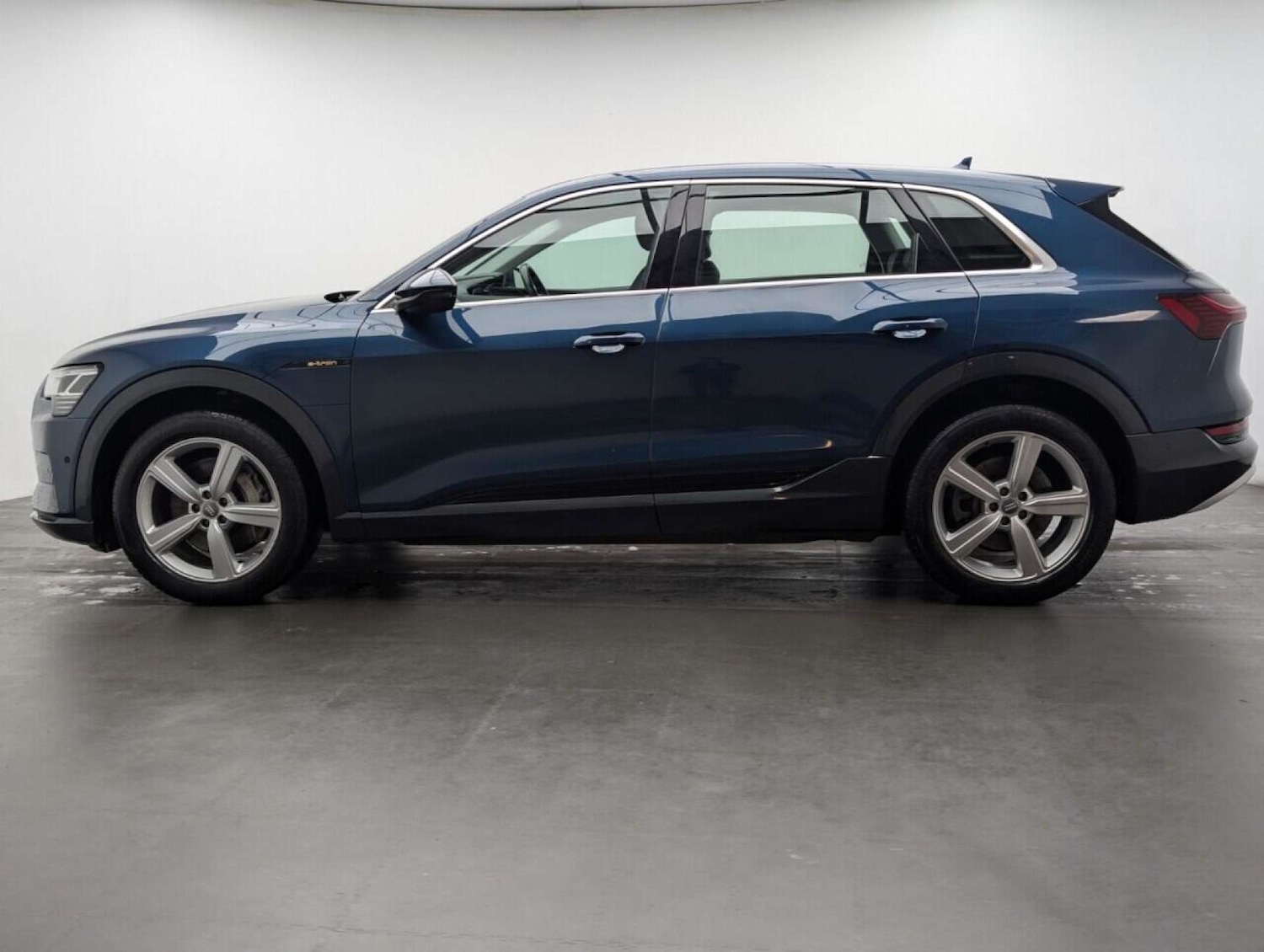 Used Audi e-tron 2020 for sale - 77713201: Photo 5