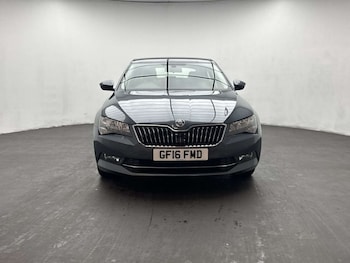 Used Skoda Superb 2016 for sale - 79282920: Photo