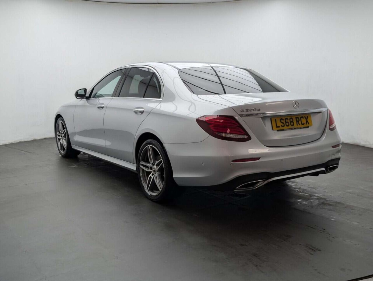 Used Mercedes-Benz E Class 2018 for sale - 78202492: Photo 7