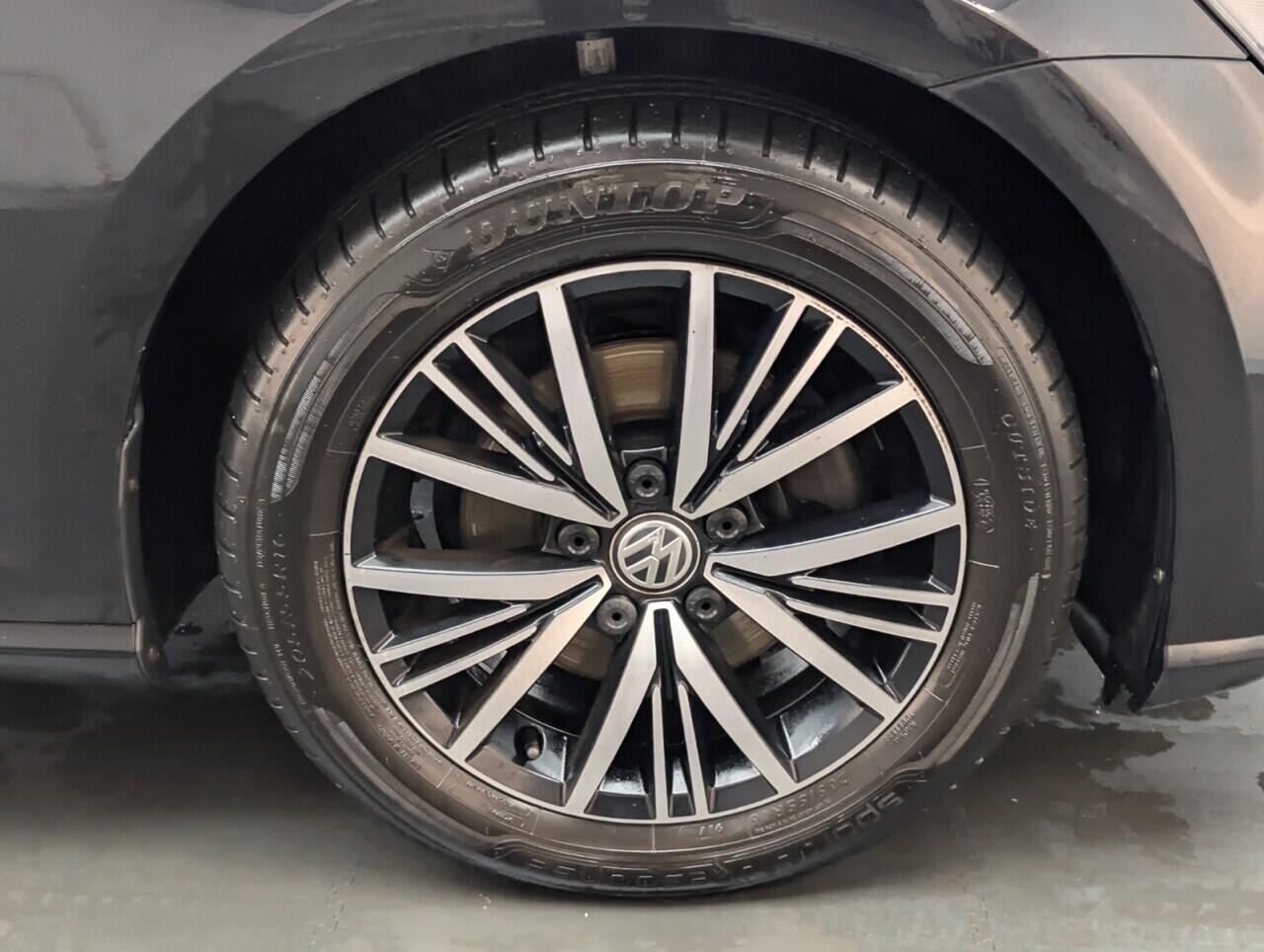 Used Volkswagen Golf 2019 for sale - 76802075: Photo 10