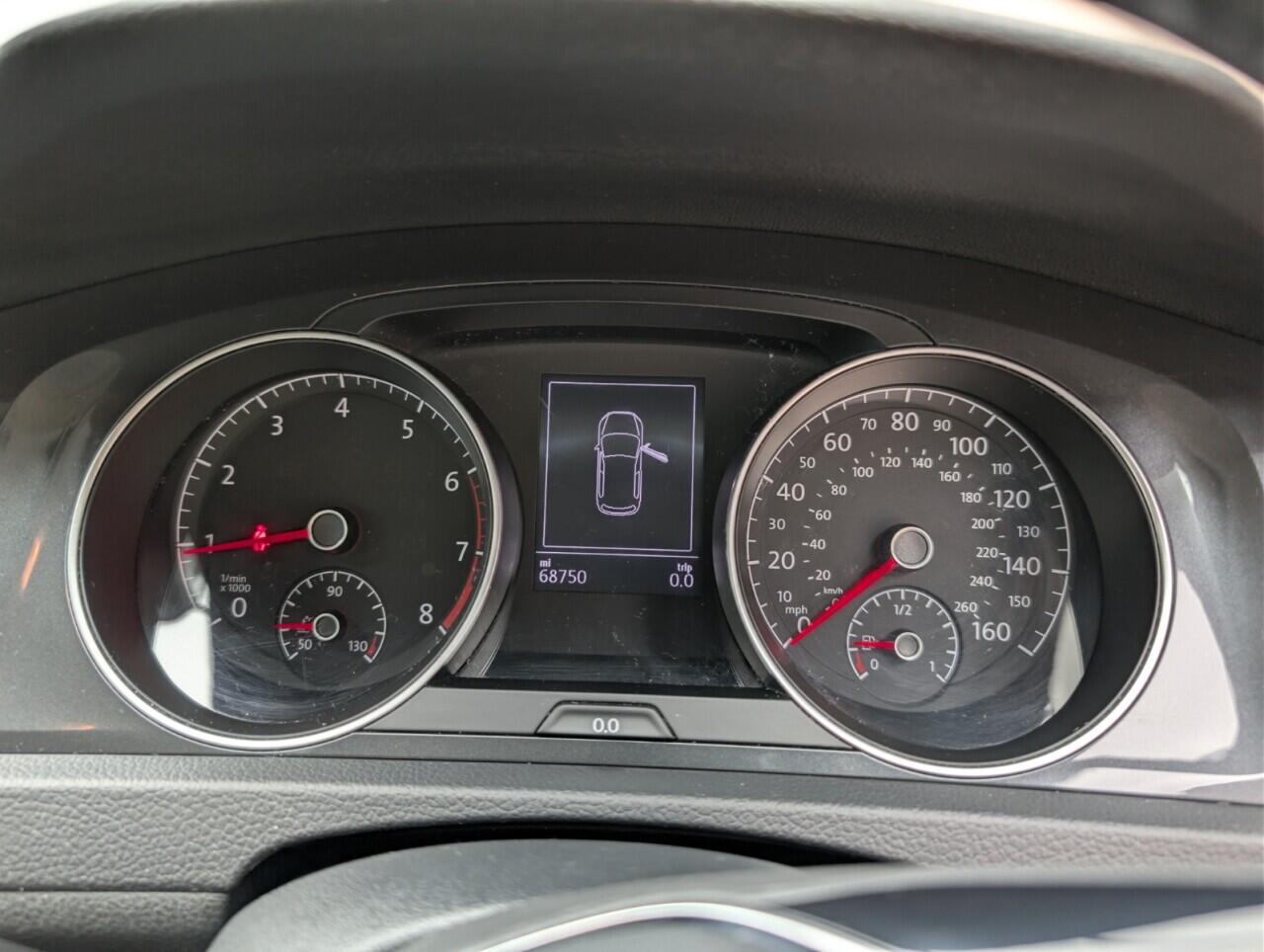 Used Volkswagen Golf 2019 for sale - 76802075: Photo 17