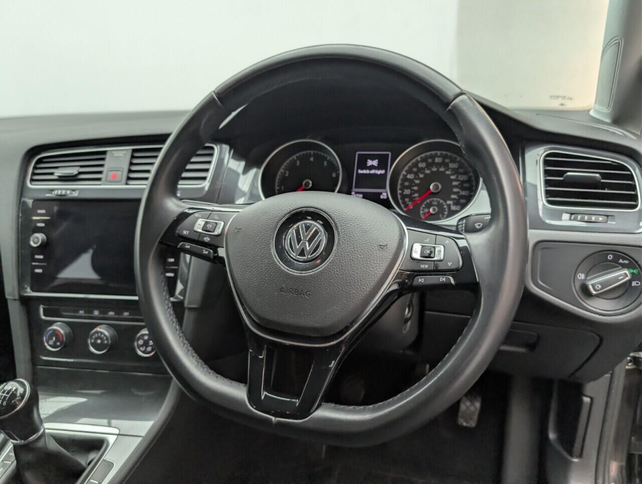 Used Volkswagen Golf 2019 for sale - 76802075: Photo 20