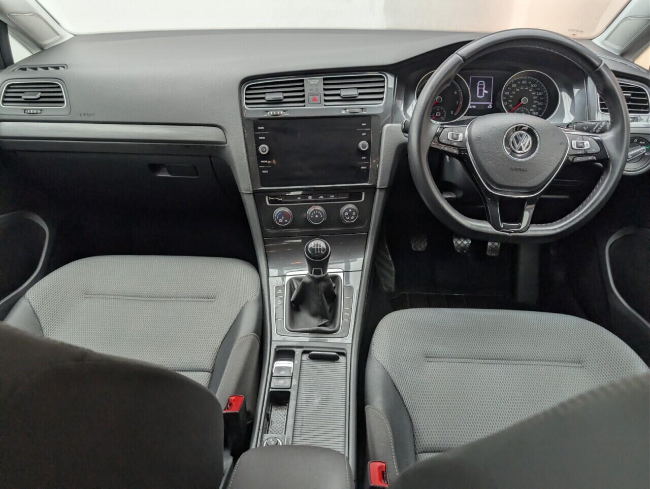 Used Volkswagen Golf 2019 for sale - 76802075: Photo 21