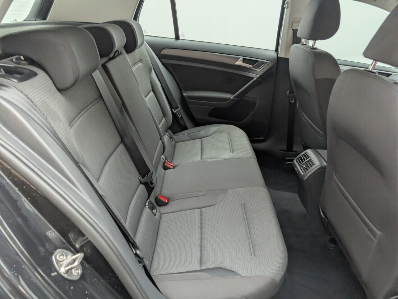 Used Volkswagen Golf 2019 for sale - 76802075: Photo 22