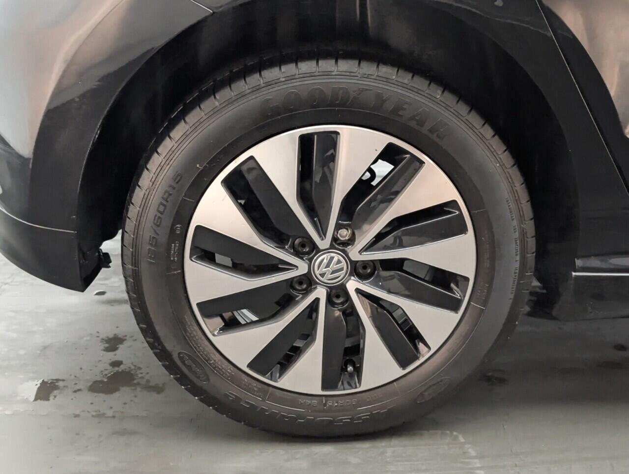 Used Volkswagen Polo 2015 for sale - 76823419: Photo 10