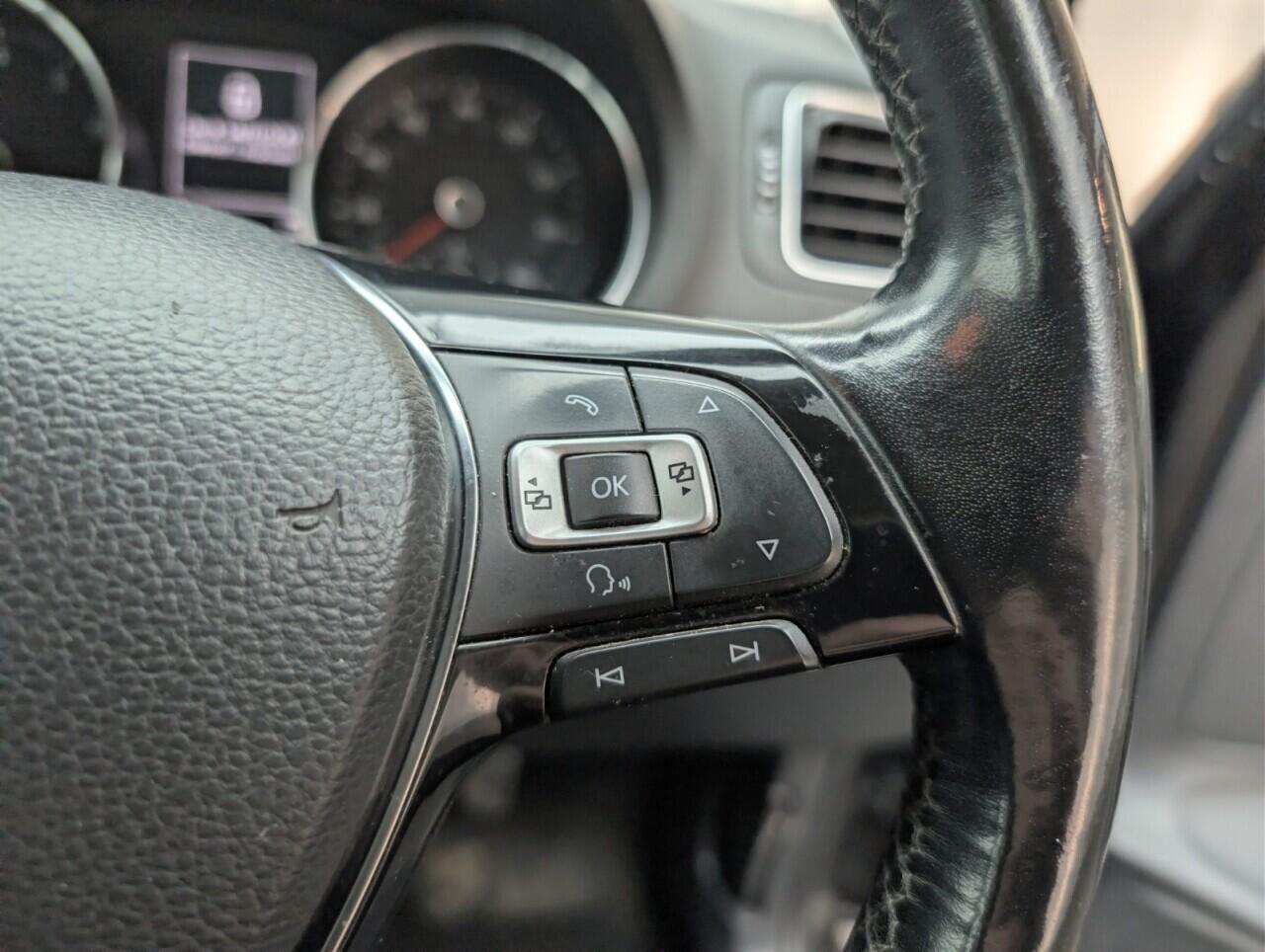 Used Volkswagen Polo 2015 for sale - 76823419: Photo 19