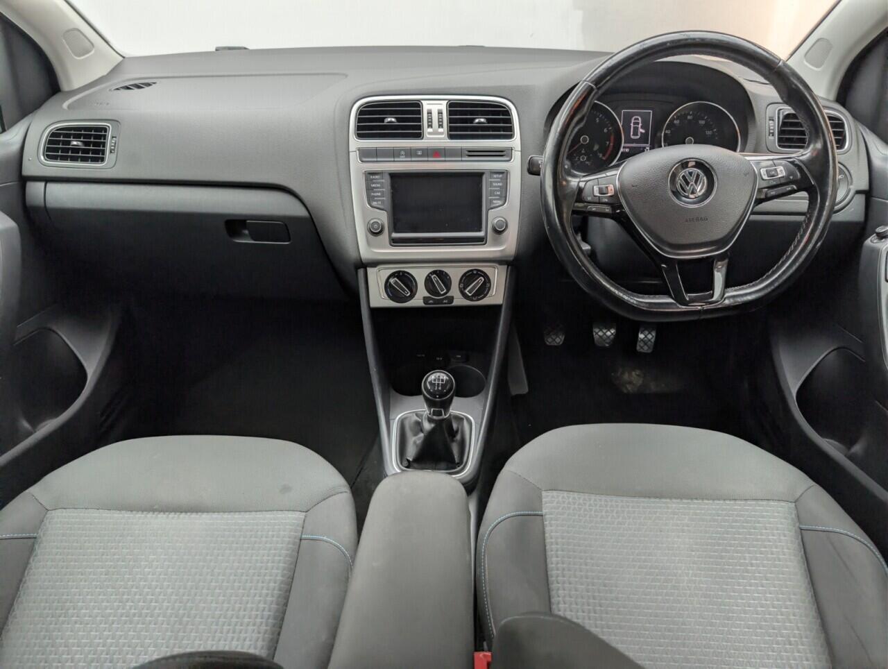 Used Volkswagen Polo 2015 for sale - 76823419: Photo 23