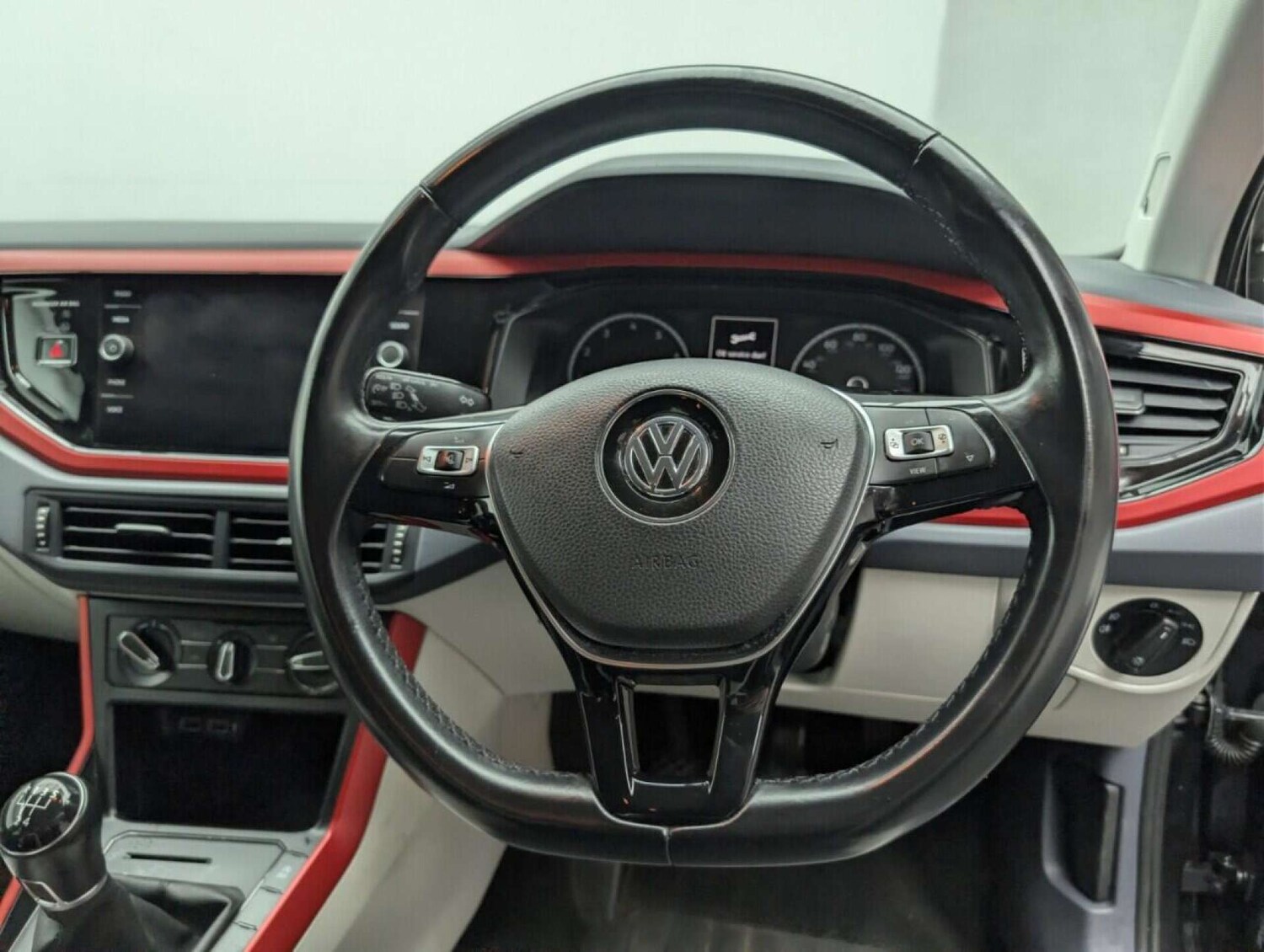 Used Volkswagen Polo 2018 for sale - 77713838: Photo 19