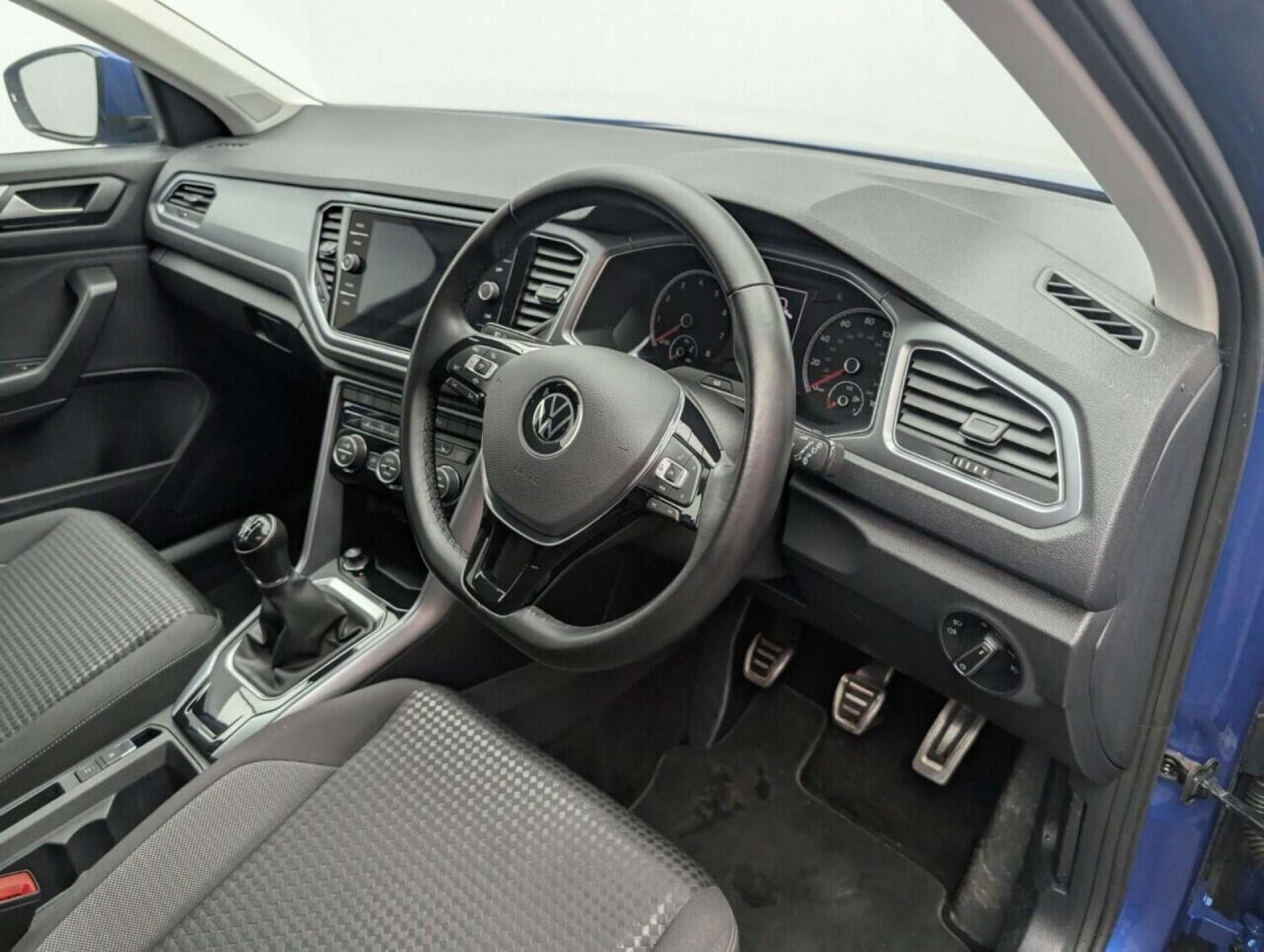 Used Volkswagen T-Roc 2021 for sale - 77713863: Photo 10