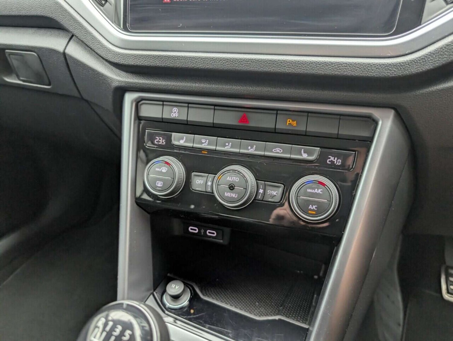 Used Volkswagen T-Roc 2021 for sale - 77713863: Photo 15