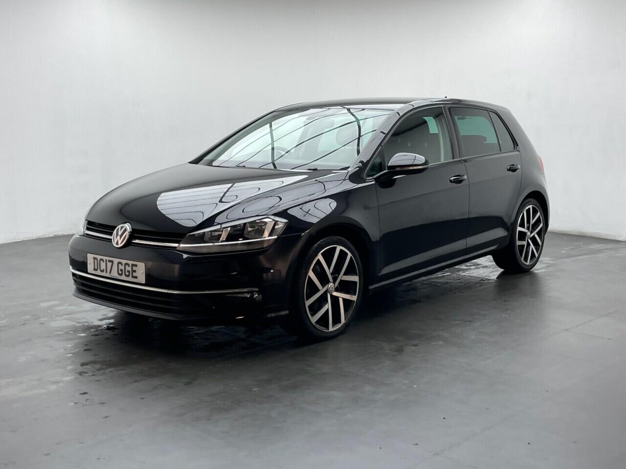 Used Volkswagen Golf 2017 for sale - 77074616: Photo 4