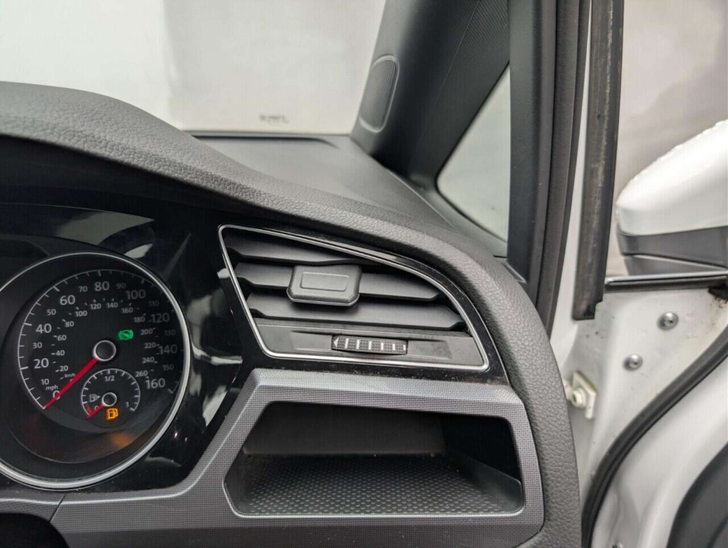 Used Volkswagen Touran 2017 for sale - 77714438: Photo 17