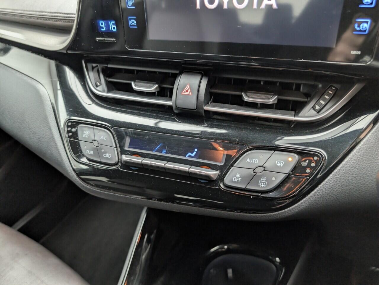 Used Toyota C-HR 2017 for sale - 76612906: Photo 16