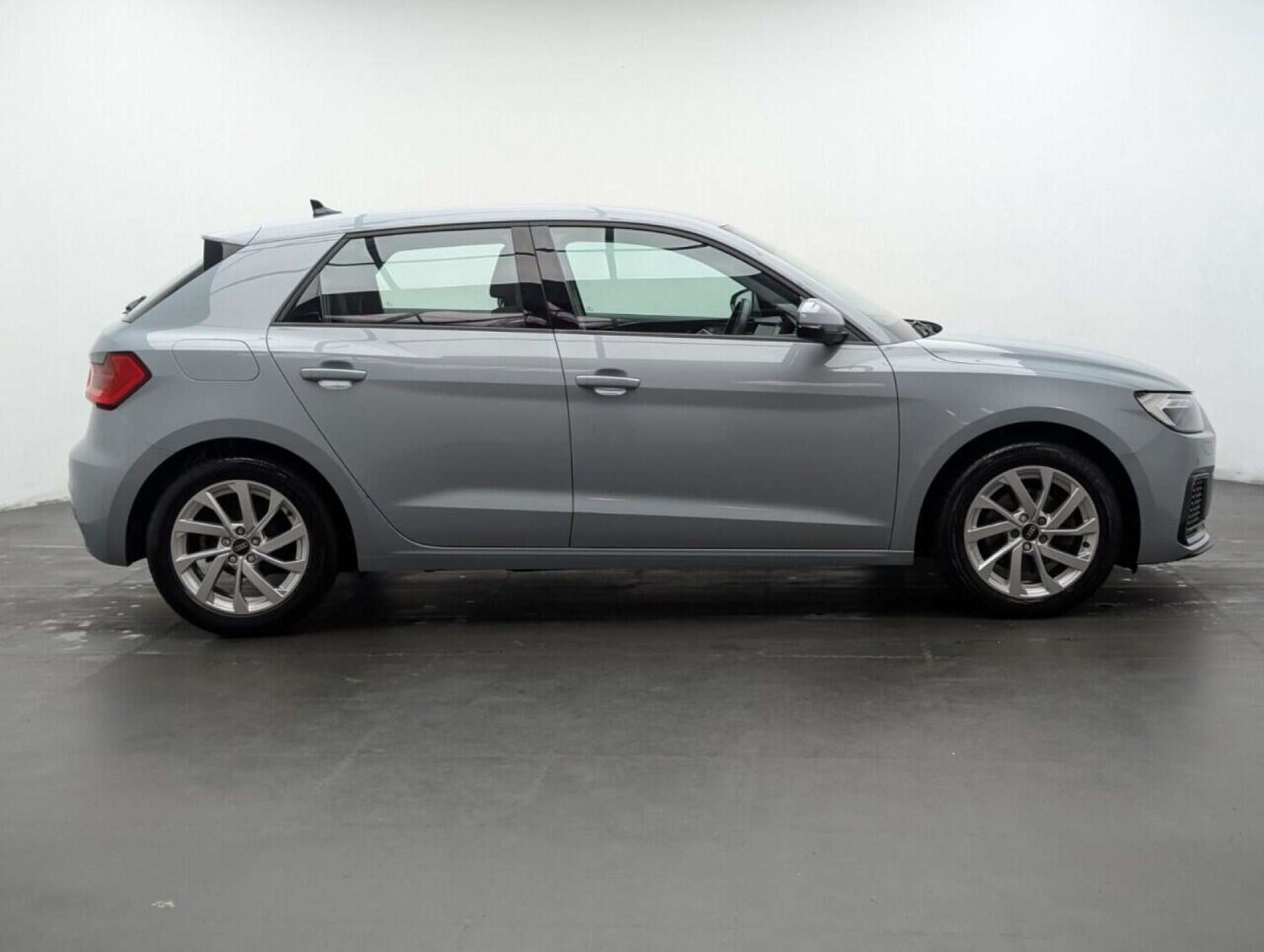 Used Audi A1 2023 for sale - 77713362: Photo 9