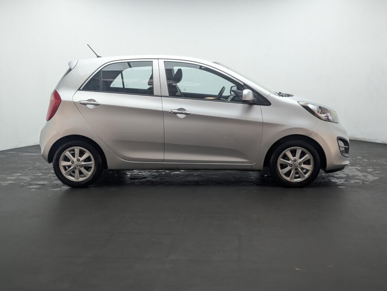 Used Kia Picanto 2015 for sale - 76457129: Photo 9